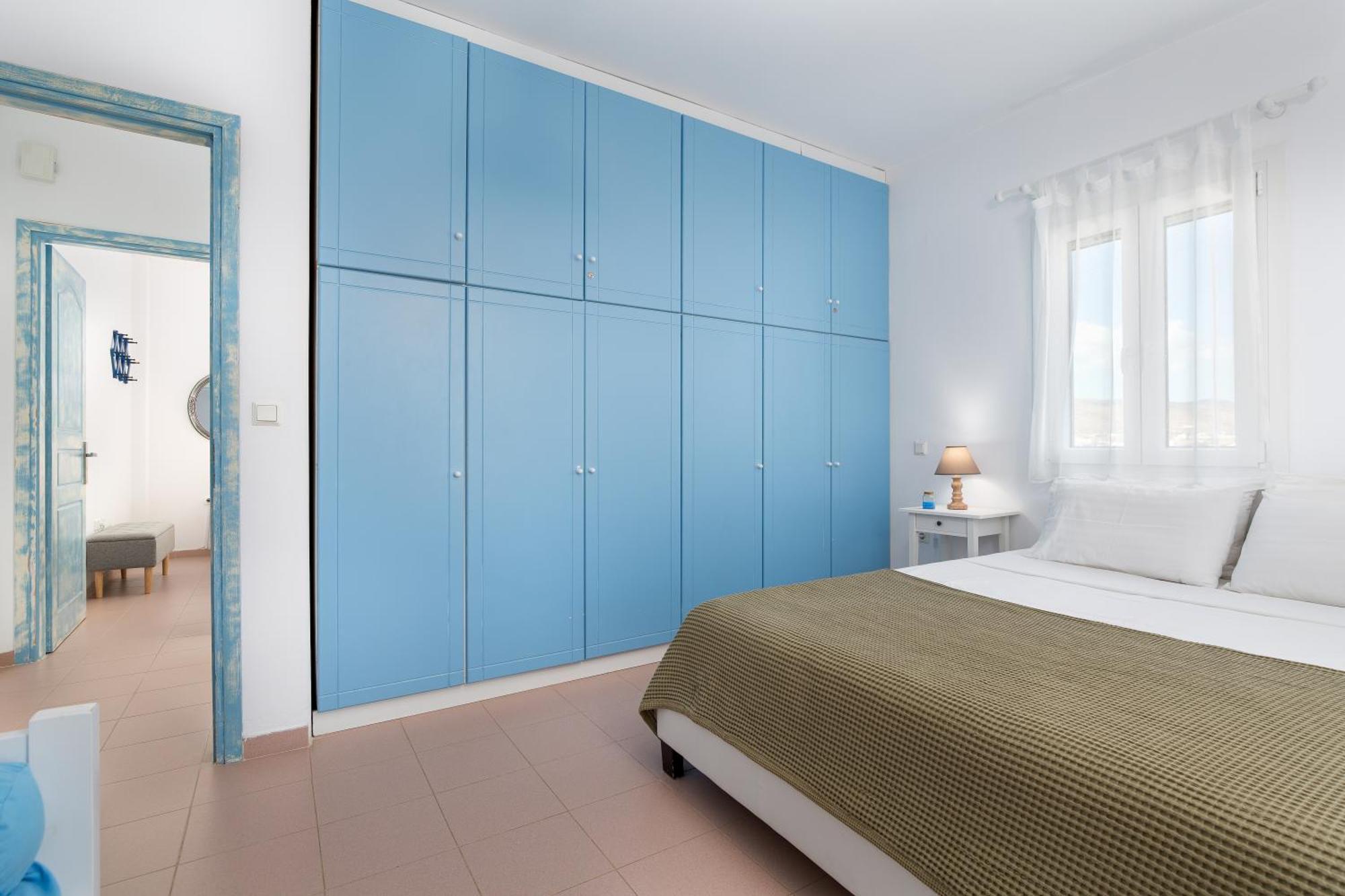 Apartment Chloe Piso Livadi