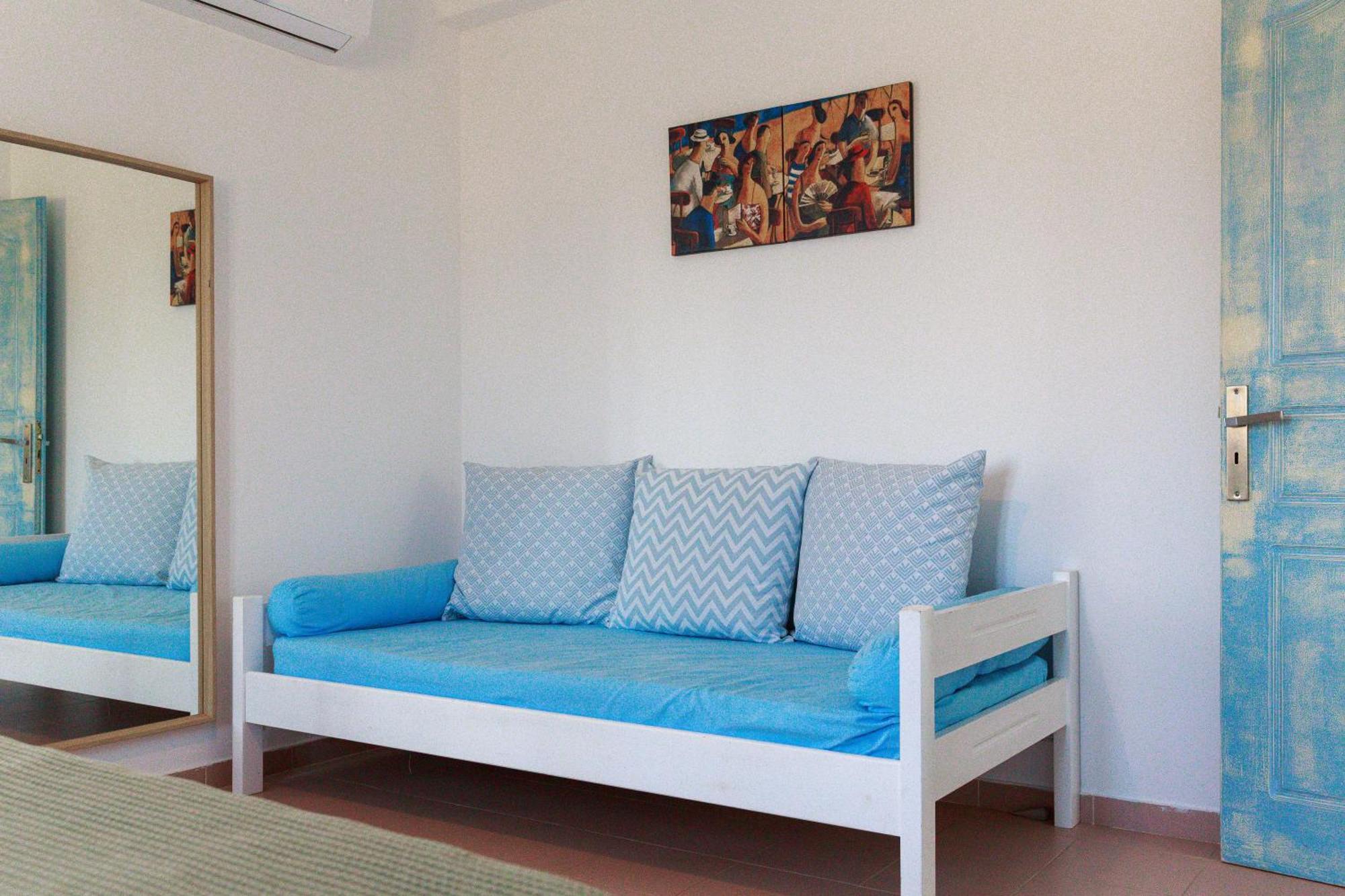 Apartment Chloe Piso Livadi